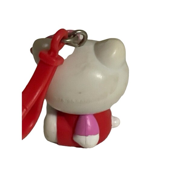 SANRIO 2008 HELLO KITTY PLASTIC CHARM PENDANT RED ULTRA RARE - Picture 2 of 11